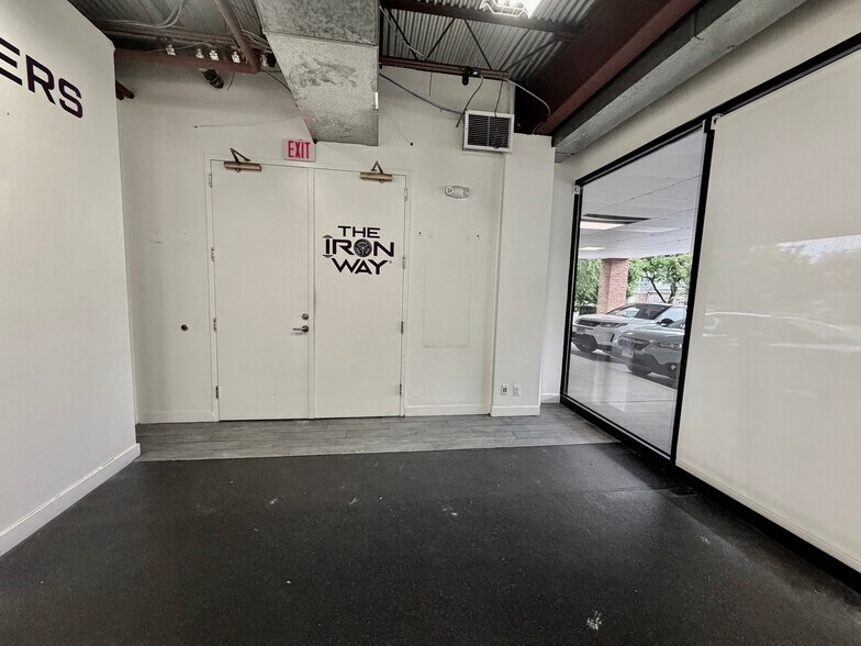 More Photos Of 55 Old Post Rd No 2, Greenwich Office For Lease