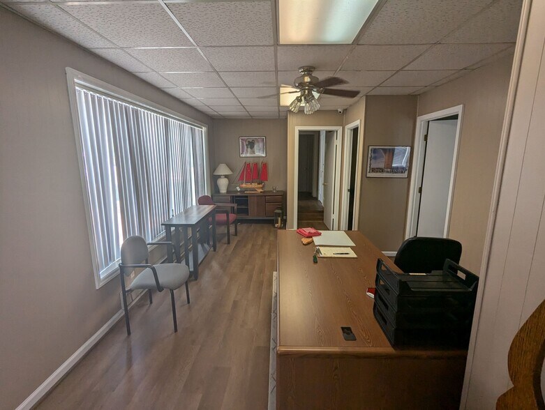 More Photos Of 562 W 29th St, Buena Vista Freestanding For Sale