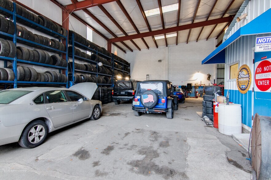 More Photos Of 3639 S Manhattan Ave, Tampa Auto Repair For Sale