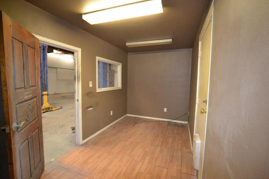 More Photos Of 714 S 8th St, Canon City Office For Sale