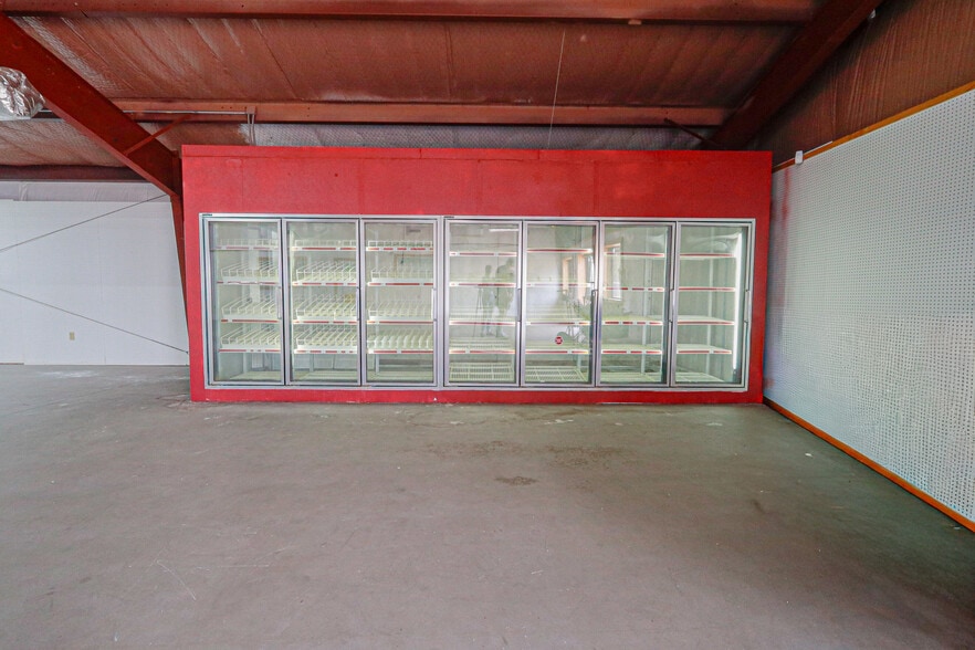 More Photos Of 4307 Highway 270 E, Mount Ida Flex For Sale