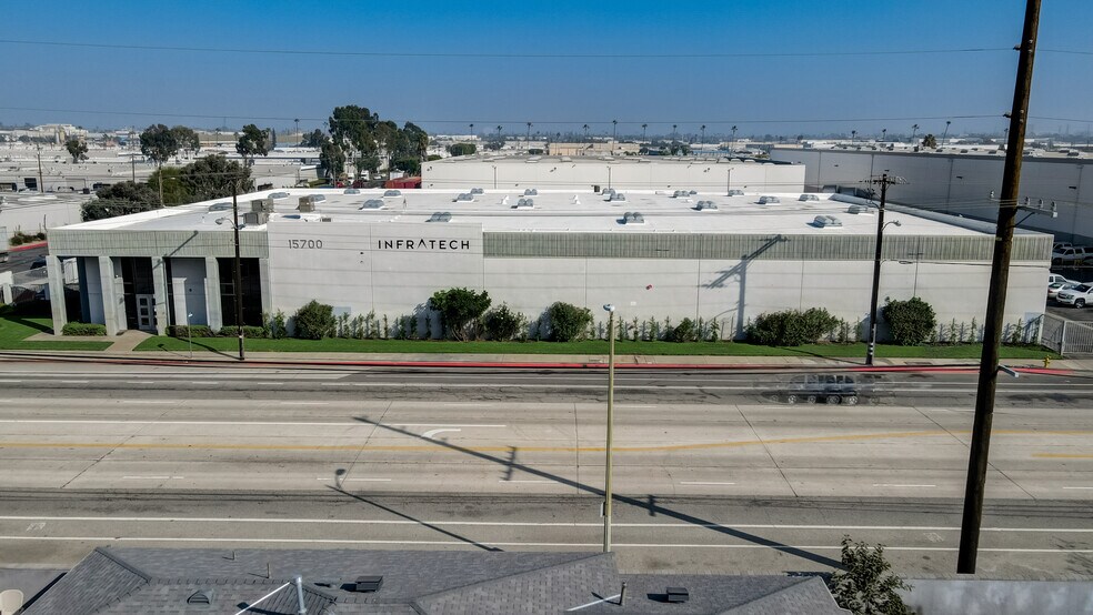 More Photos Of 15700 S Figueroa St, Gardena Manufacturing For Lease