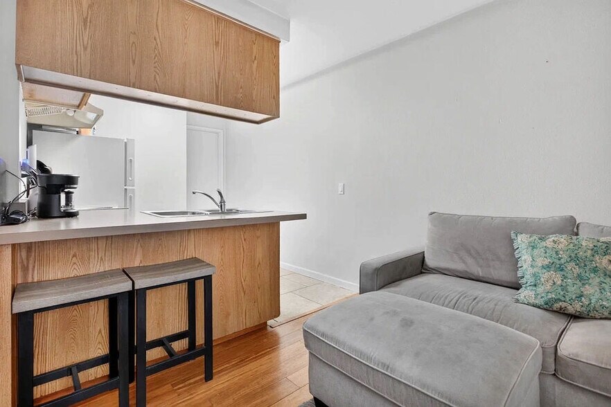 More Photos Of 4080 Georgia St, San Diego Apartments For Sale