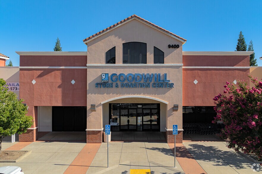 More Photos Of 9400 Fairway Dr, Roseville Storefront For Lease