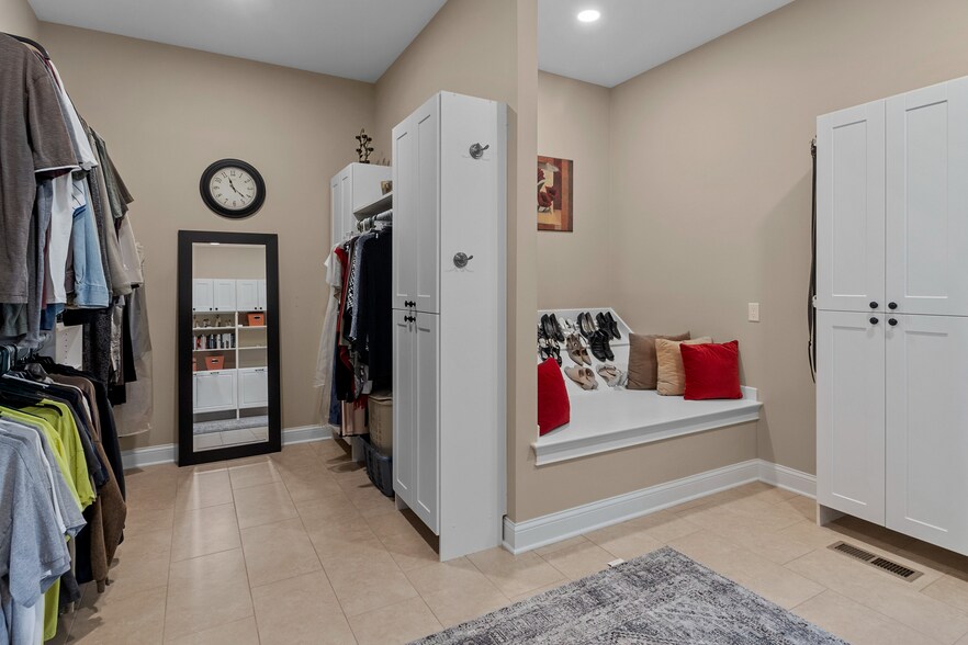 More Photos Of 8508 Il Route 120, Woodstock Specialty For Sale