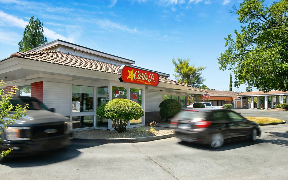 Primary Photo Of 6360 Westside Rd, Redding Fast Food For Sale