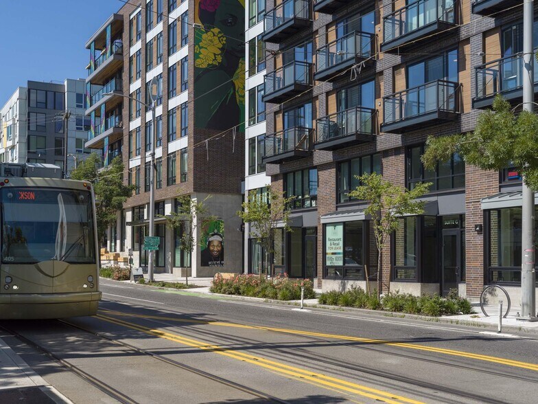 More Photos Of 104 12th Ave, Seattle Apartments For Lease