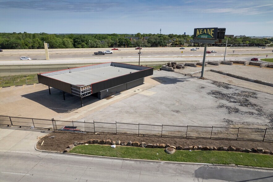 More Photos Of 636 W Tarrant Rd, Grand Prairie General Retail For Sale
