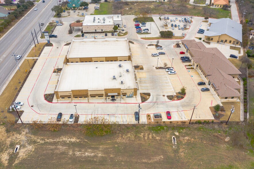 More Photos Of 9026 Culebra Rd, San Antonio Medical For Lease
