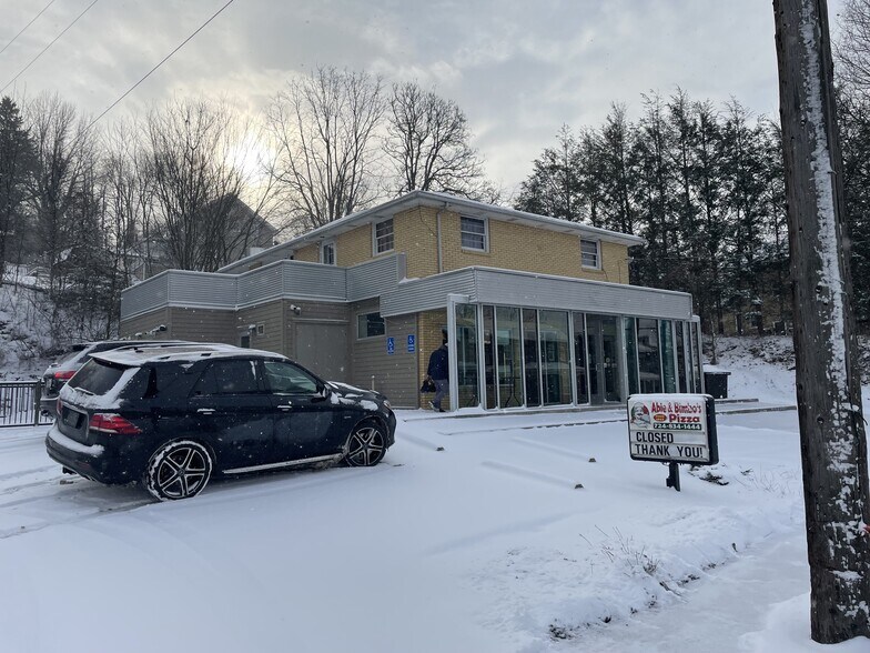 More Photos Of 1017 Highland Ave, Greensburg Restaurant For Sale