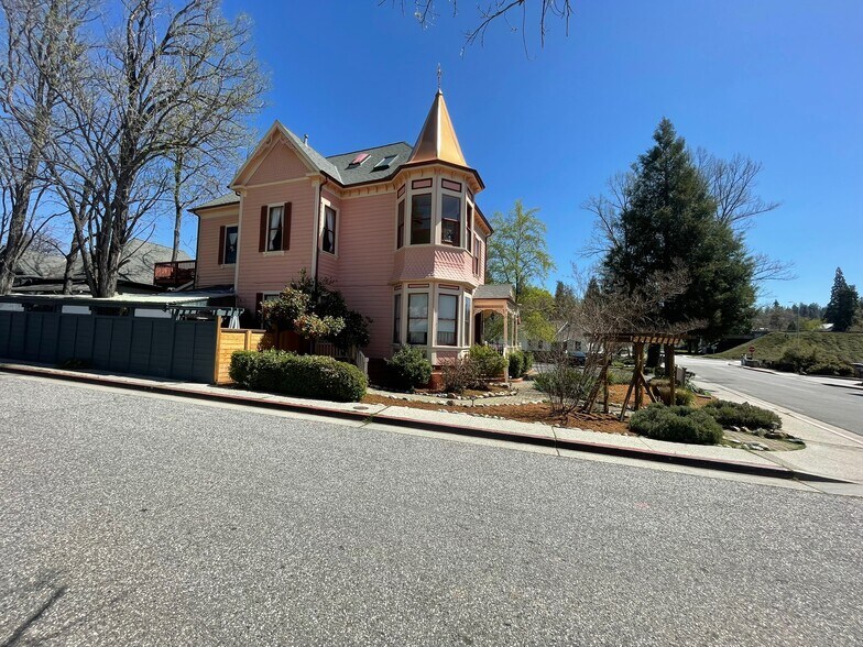 More Photos Of 124 Bank St, Grass Valley Restaurant For Sale