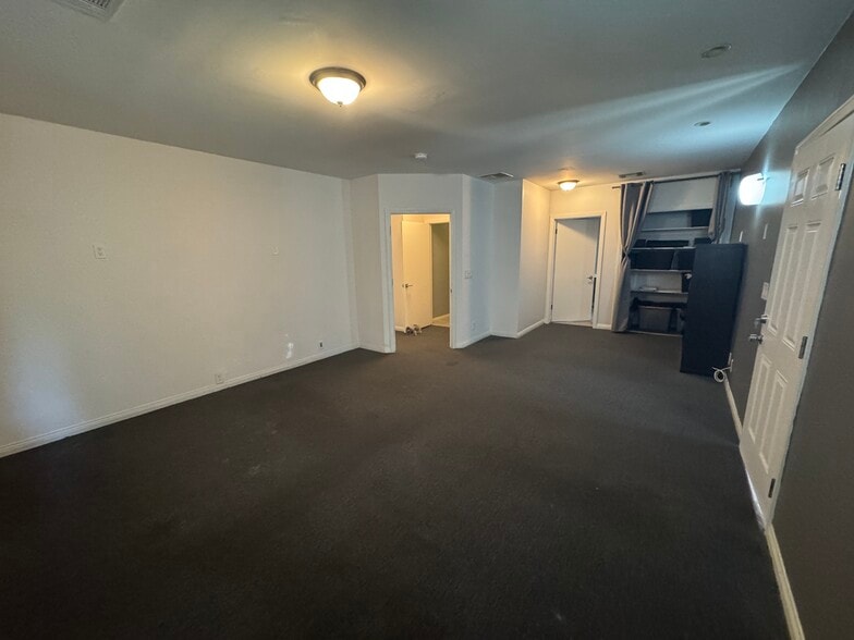 More Photos Of 434 N Larchmont Blvd, Los Angeles Office For Lease