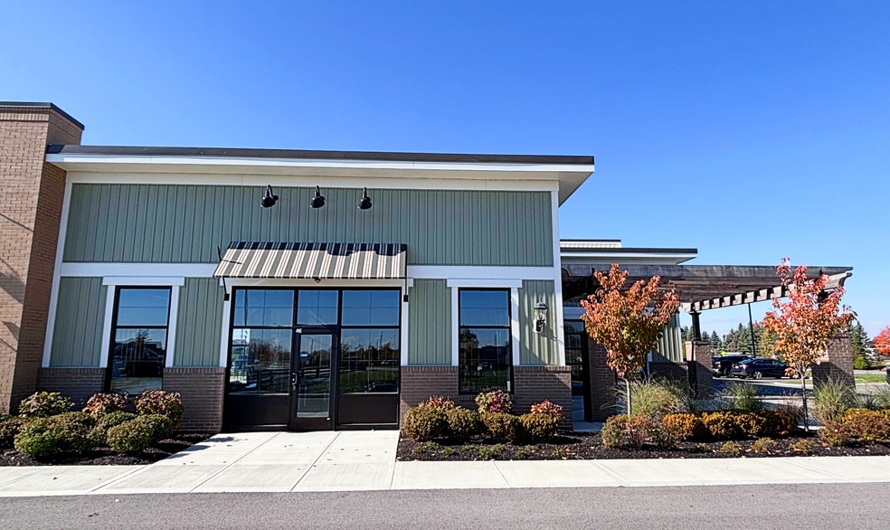 More Photos Of 3621 Southwest Blvd, Grove City General Retail For Lease