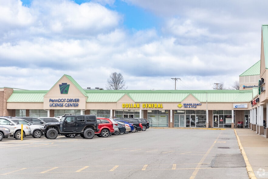 More Photos Of 2546-2586 Constitution Blvd, Beaver Falls Unknown For Lease