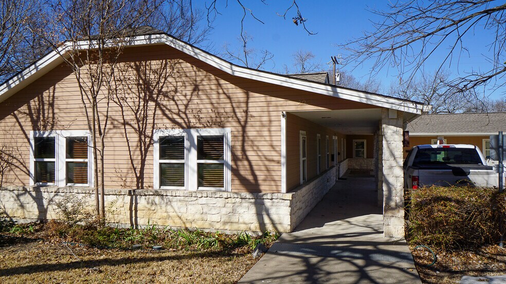 More Photos Of 306 E Main St, Round Rock Office For Lease