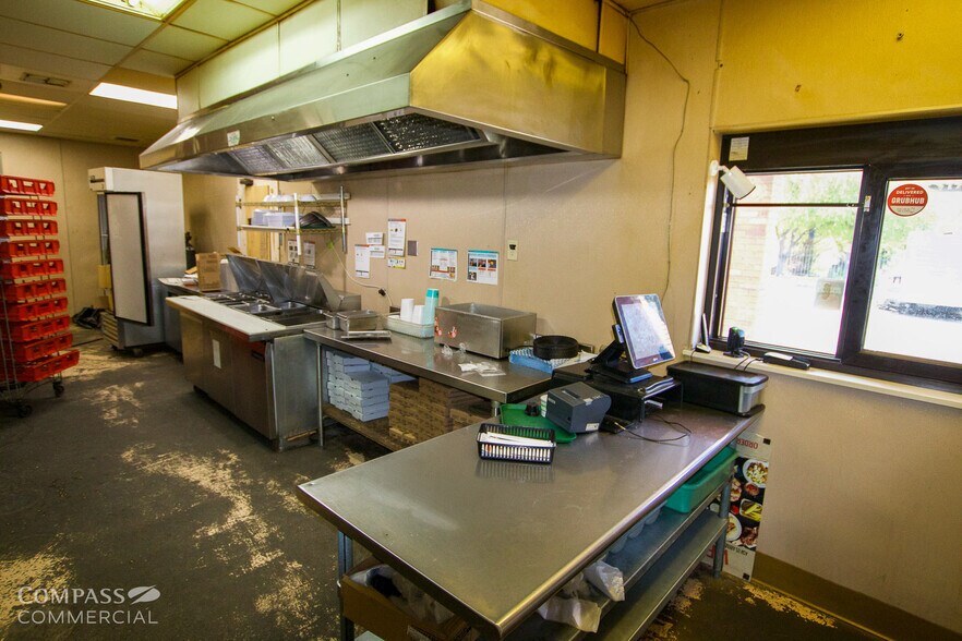 More Photos Of 62080 NE 27th St, Bend Restaurant For Sale