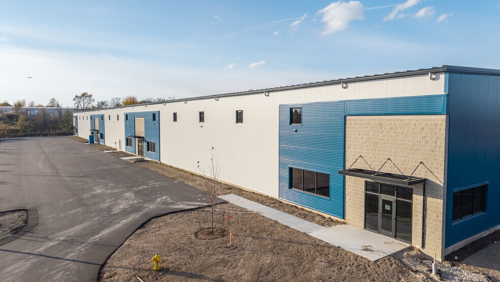 More Photos Of 5725 52nd Street, Grand Rapids Warehouse For Lease