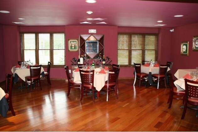 More Photos Of 47 Tennent Rd, Morganville Restaurant For Sale