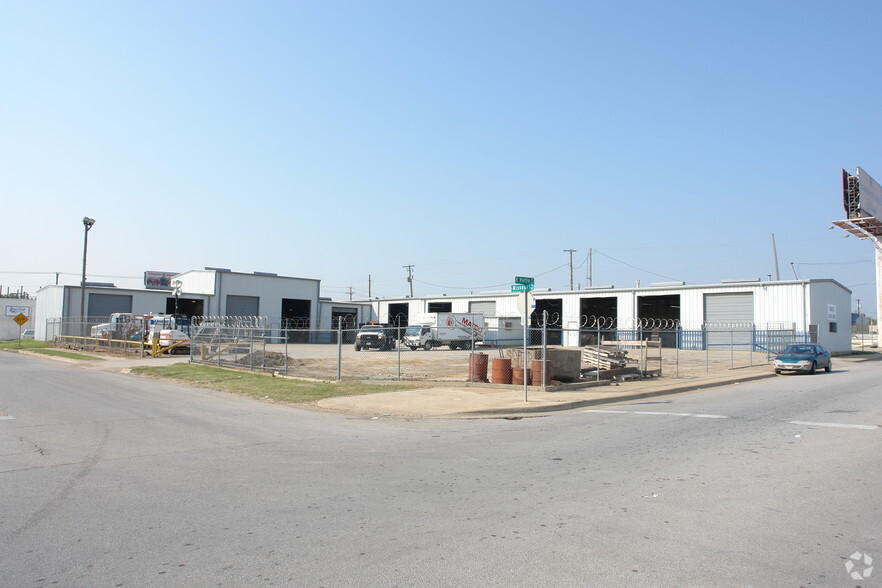 Primary Photo Of 700 Missouri Ave, Fort Worth Warehouse For Sale