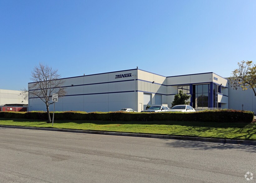 12535 McCann Dr, Santa Fe Springs, CA 90670 Industrial For Lease