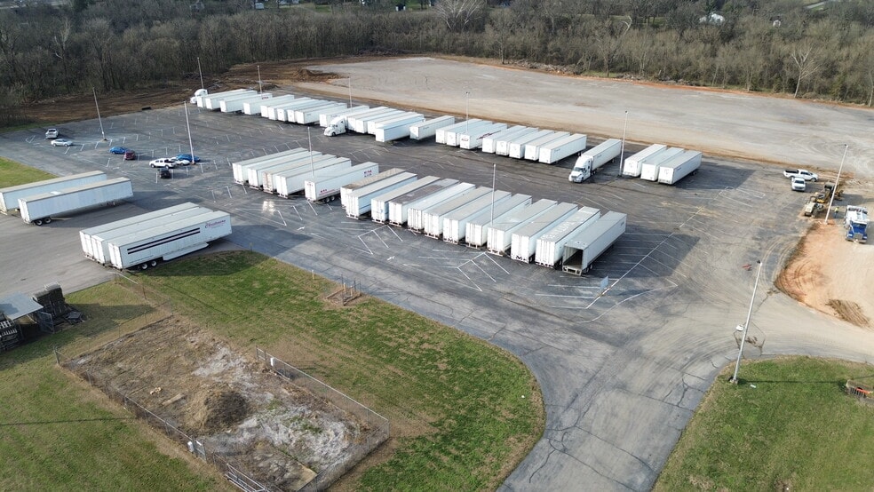 More Photos Of 981 Industrial Park Rd, Columbia Land For Lease