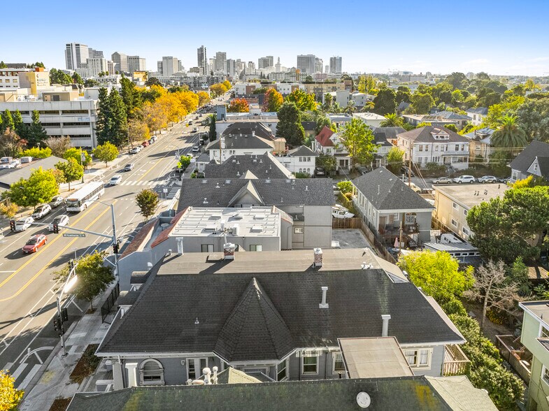 More Photos Of 3227-3231 Telegraph Ave, Oakland Apartments For Sale