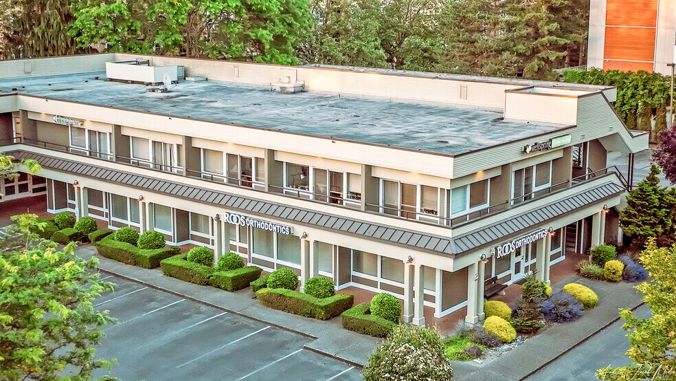 More Photos Of 16150 NE 85th St, Redmond General Retail For Sale