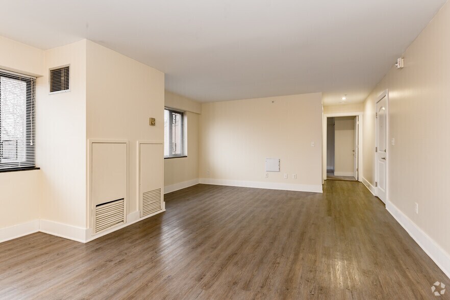 More Photos Of 475 W Lovell St, Kalamazoo Multifamily For Sale