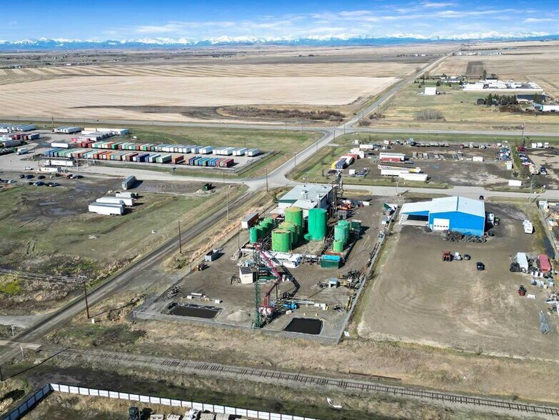 More Photos Of 450254 82 St E, Foothills No 31 Warehouse For Sale