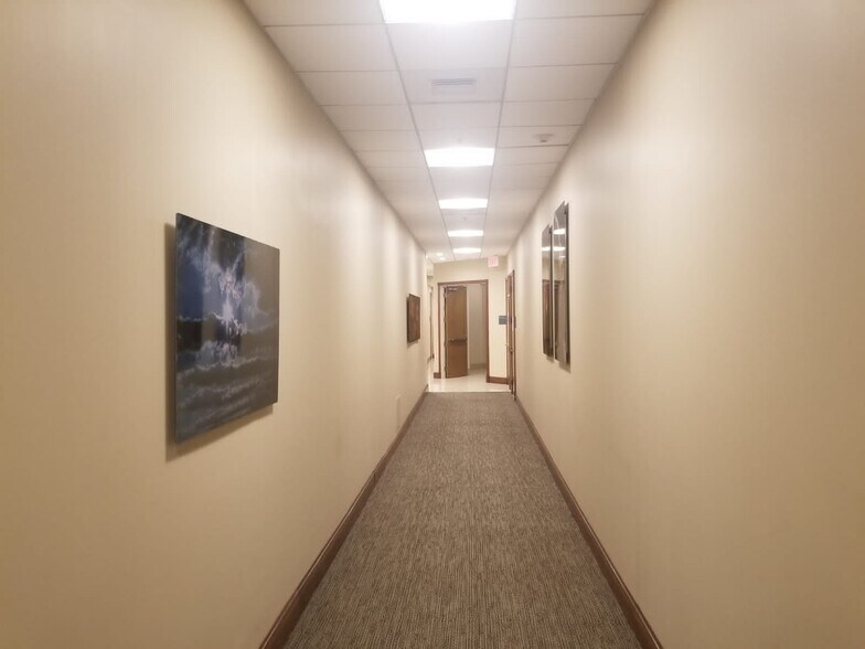 More Photos Of 6701 S Red Rd, South Miami Medical For Sale