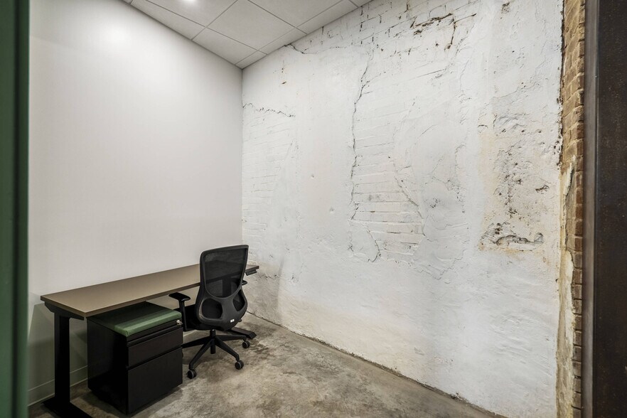 More Photos Of 1109-1115 Dumble st, Houston Office For Sale