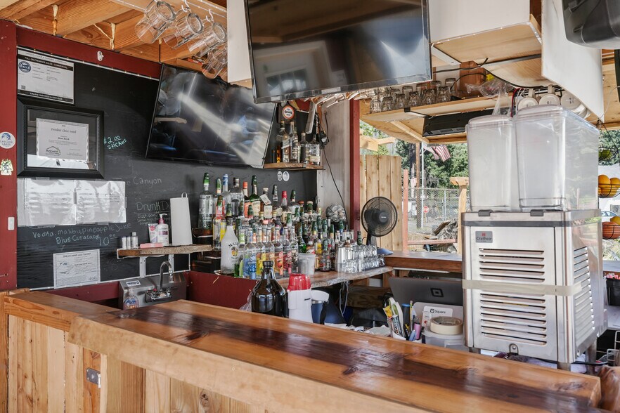 More Photos Of 100 Detroit Ave, Detroit Restaurant For Sale