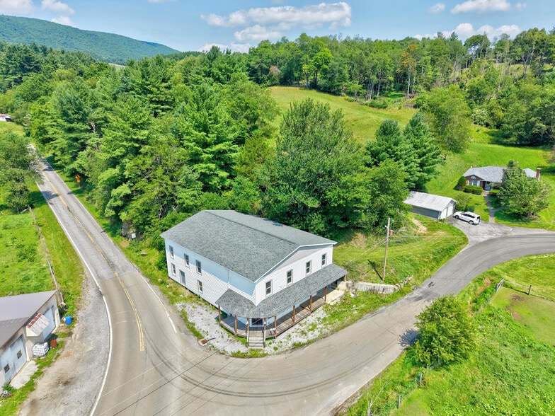 More Photos Of 11 Mount Zion Rd, Elk Creek Freestanding For Sale