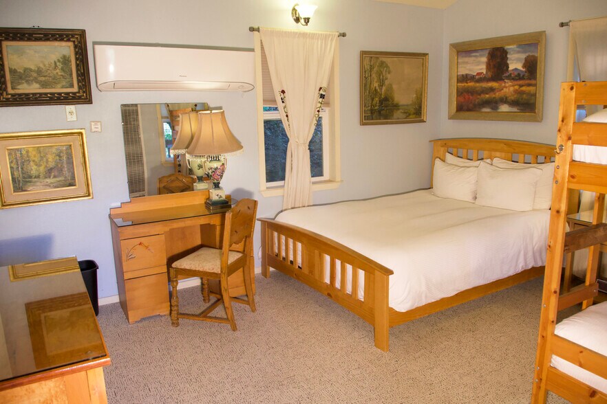 More Photos Of 6979A CA-140 Hwy, Midpines Hotel For Sale