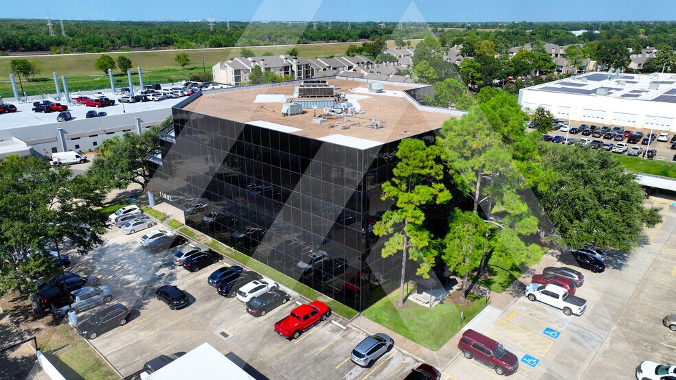 More Photos Of 11931 Wickchester Ln, Houston Office For Lease