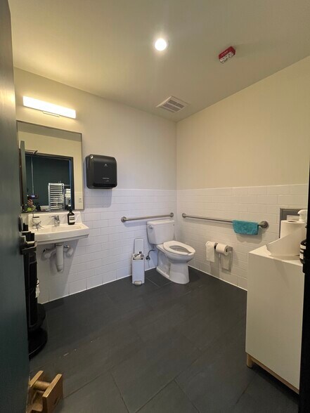 More Photos Of 1619-1621 5th St, Berkeley Food Processing For Sale