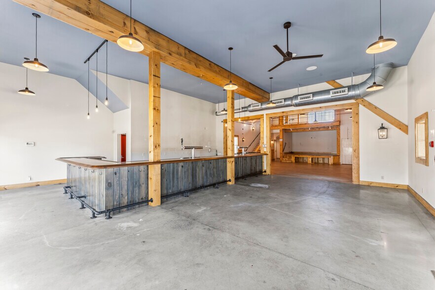 More Photos Of 13 Fort Hill Rd, Groton Storefront Retail Residential For Sale