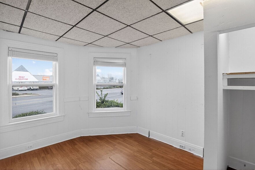 More Photos Of 920 N Salisbury Blvd, Salisbury Storefront Retail Residential For Sale