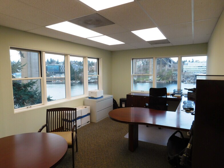 More Photos Of 3316 Fuhrman Ave E, Seattle Office For Lease
