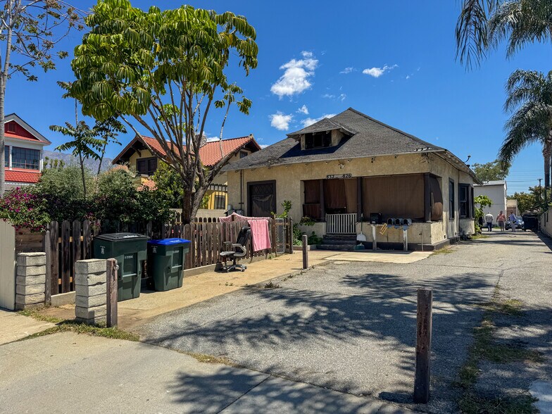 More Photos Of 826 N Fair Oaks Ave, Pasadena Land For Sale
