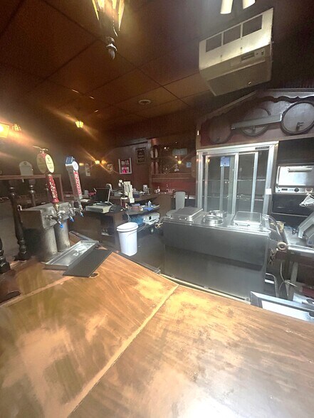 More Photos Of 804 Naamans Rd, Wilmington Specialty For Sale