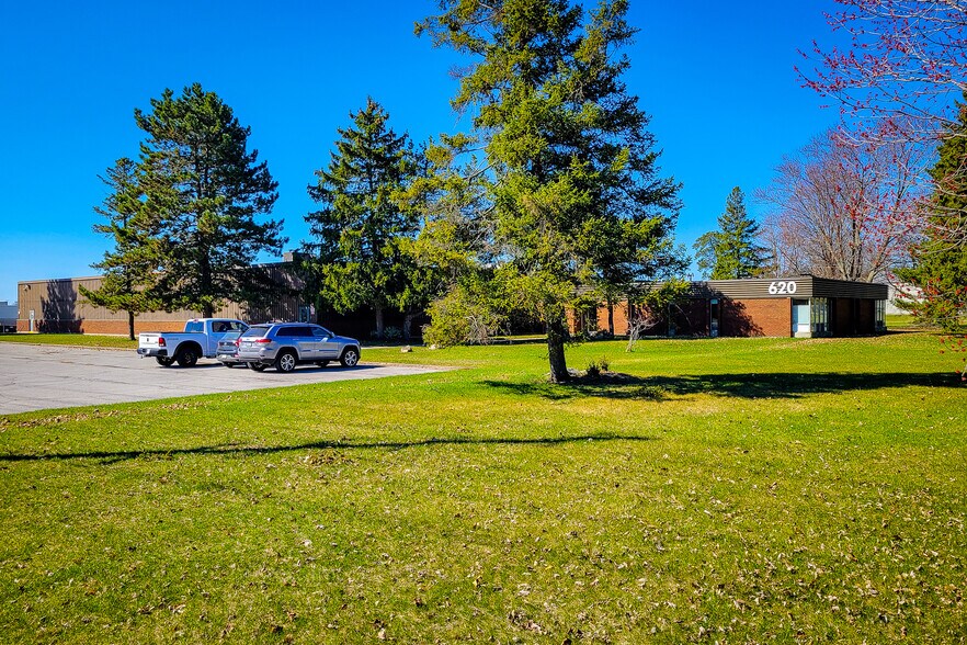 More Photos Of 620 Ireland Rd, Norfolk Manufacturing For Lease