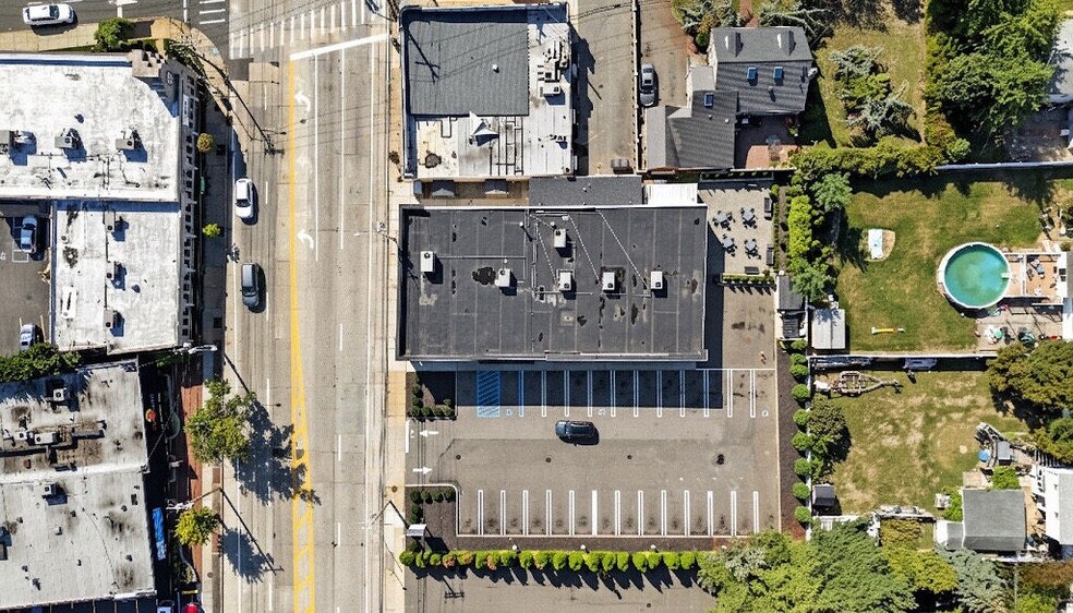 More Photos Of 2437 Merrick Rd, Bellmore Storefront For Lease