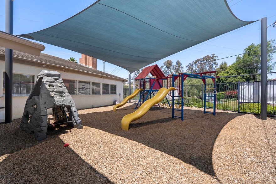 More Photos Of 1109 E Fallbrook St, Fallbrook Religious Facility For Sale
