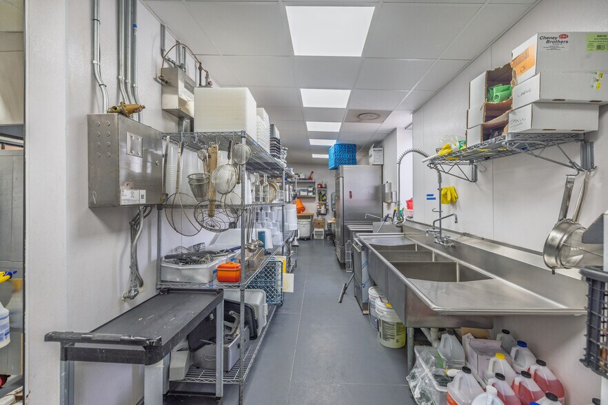 More Photos Of 244 Short Coxe Ave, Asheville General Retail For Sale