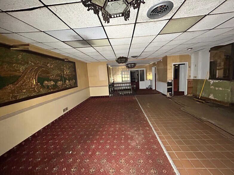 More Photos Of 602 Ridge Rd, Webster Restaurant For Sale