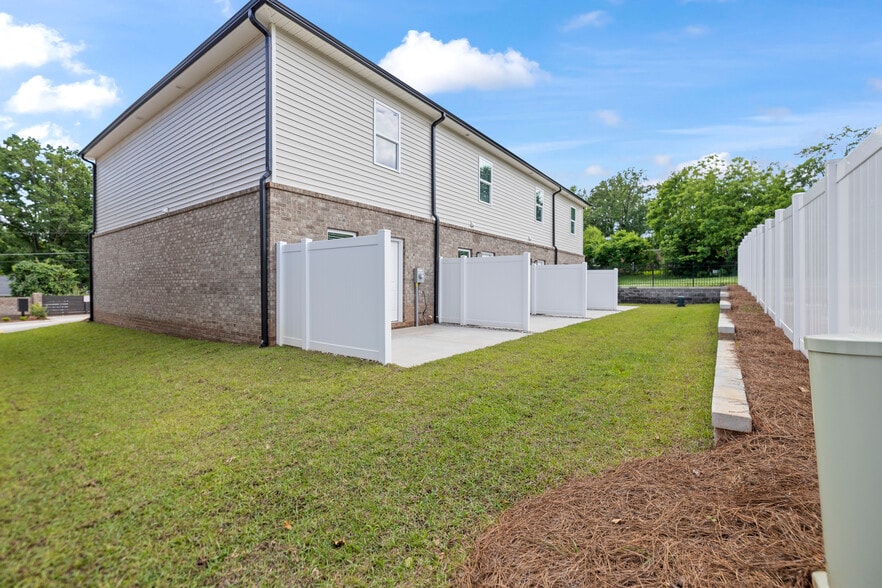 More Photos Of 501 Mill St, Lowell Apartments For Sale