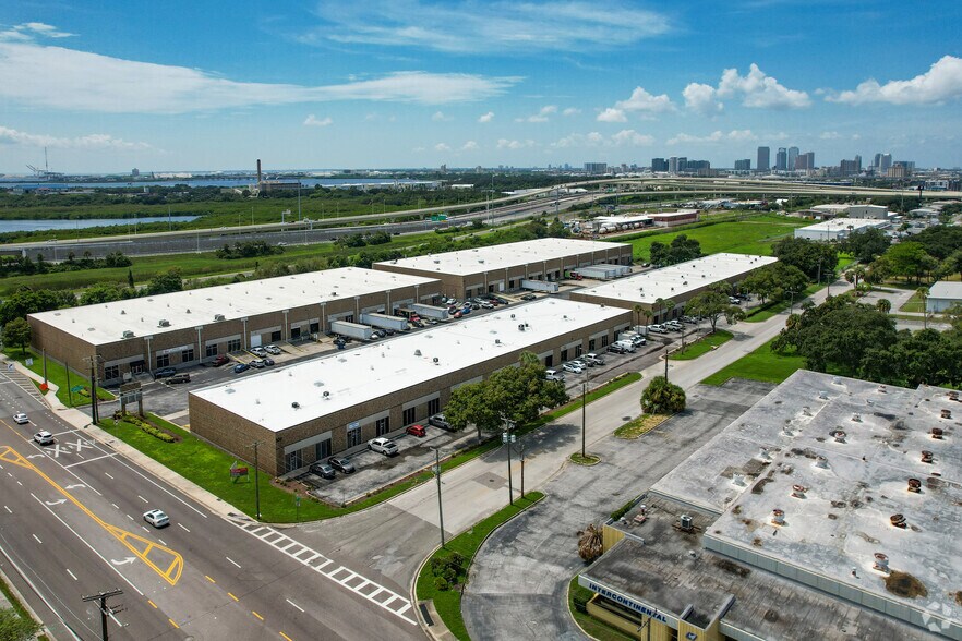 More Photos Of 1212 N 39th St, Tampa Warehouse For Lease