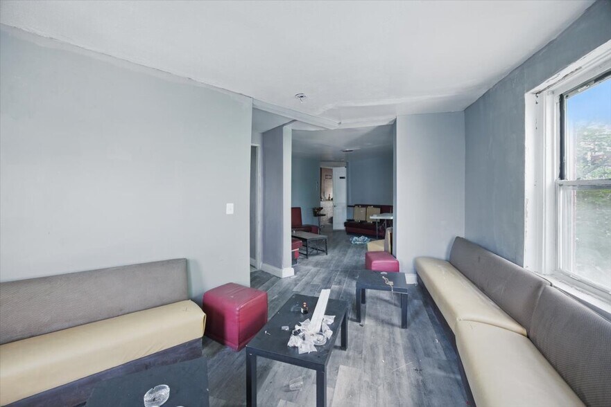 More Photos Of 501 Florida Ave NW, Washington Restaurant For Lease