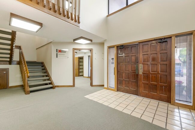 More Photos Of 1719 E 71st St, Tulsa Office Residential For Sale